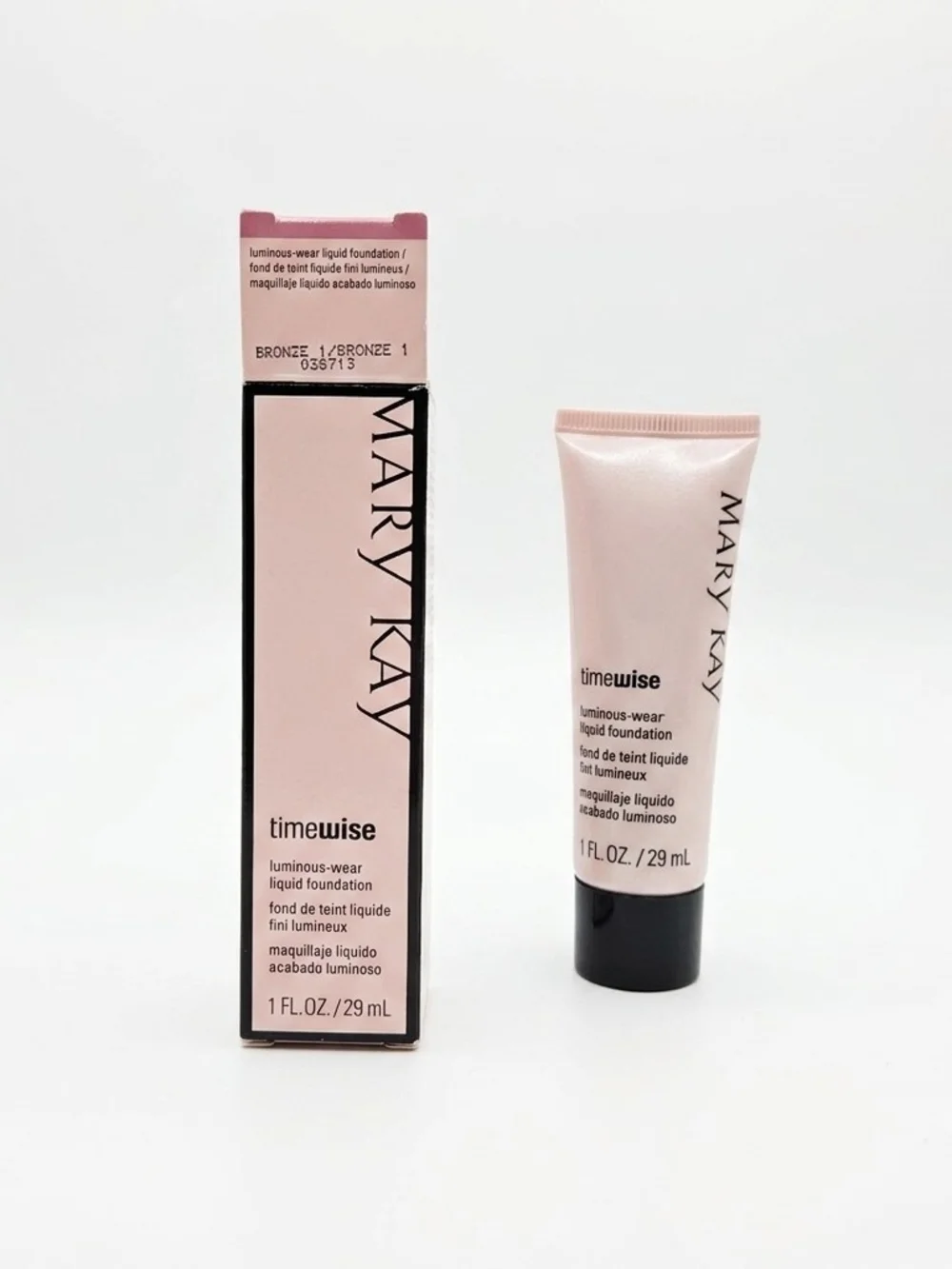 Mary Kay TimeWise Luminous-Wear Liquid Foundation Bronze 1